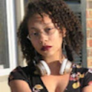 Meet your Posher, Alora